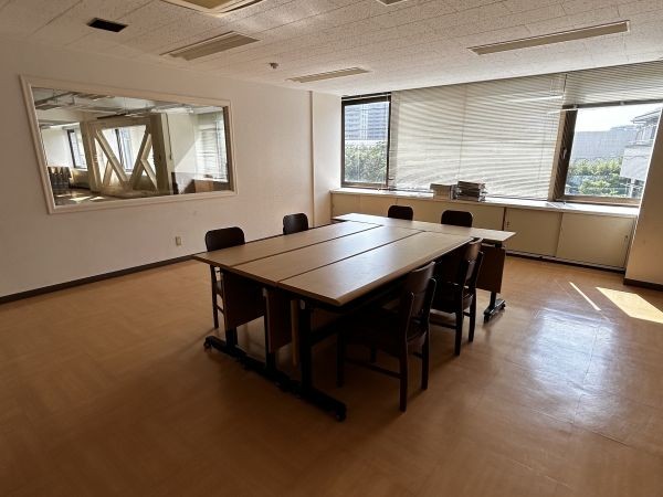 CBS classroom before renovation