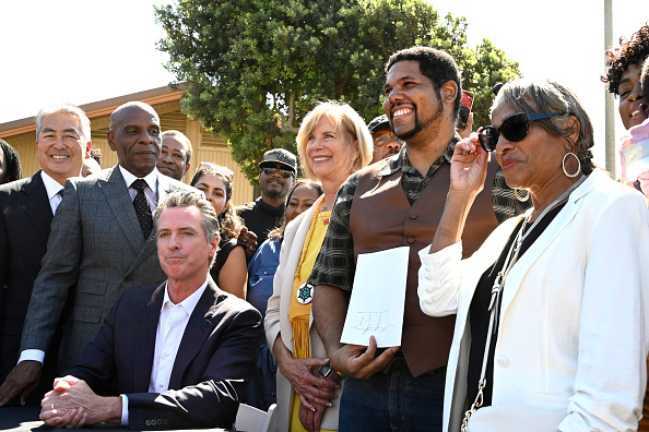 Governor Gavin Newsom signs SB 796, a bill to return Manhattan Beach land to descendants of its original Black owners